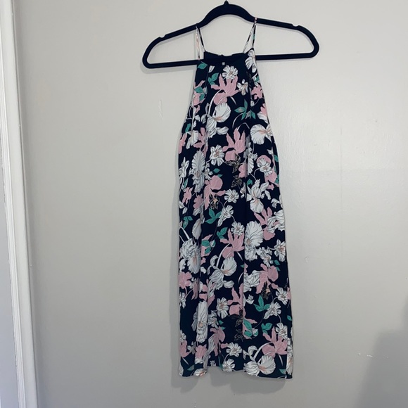 🎱Beautiful floral flowy dress! - Picture 2 of 6